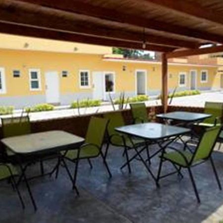 Hotel Montroi City Colima Exterior photo