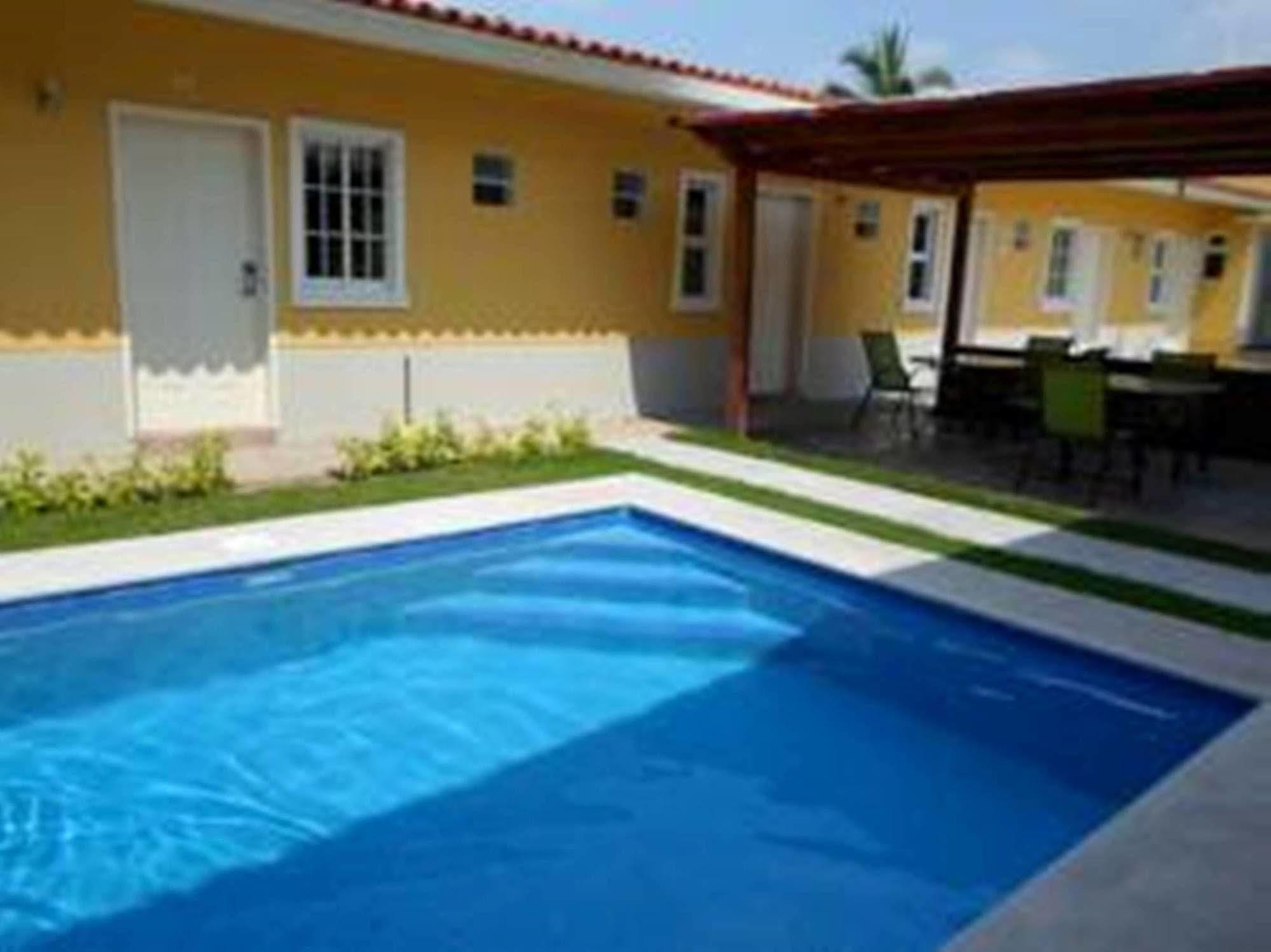 Hotel Montroi City Colima Exterior photo